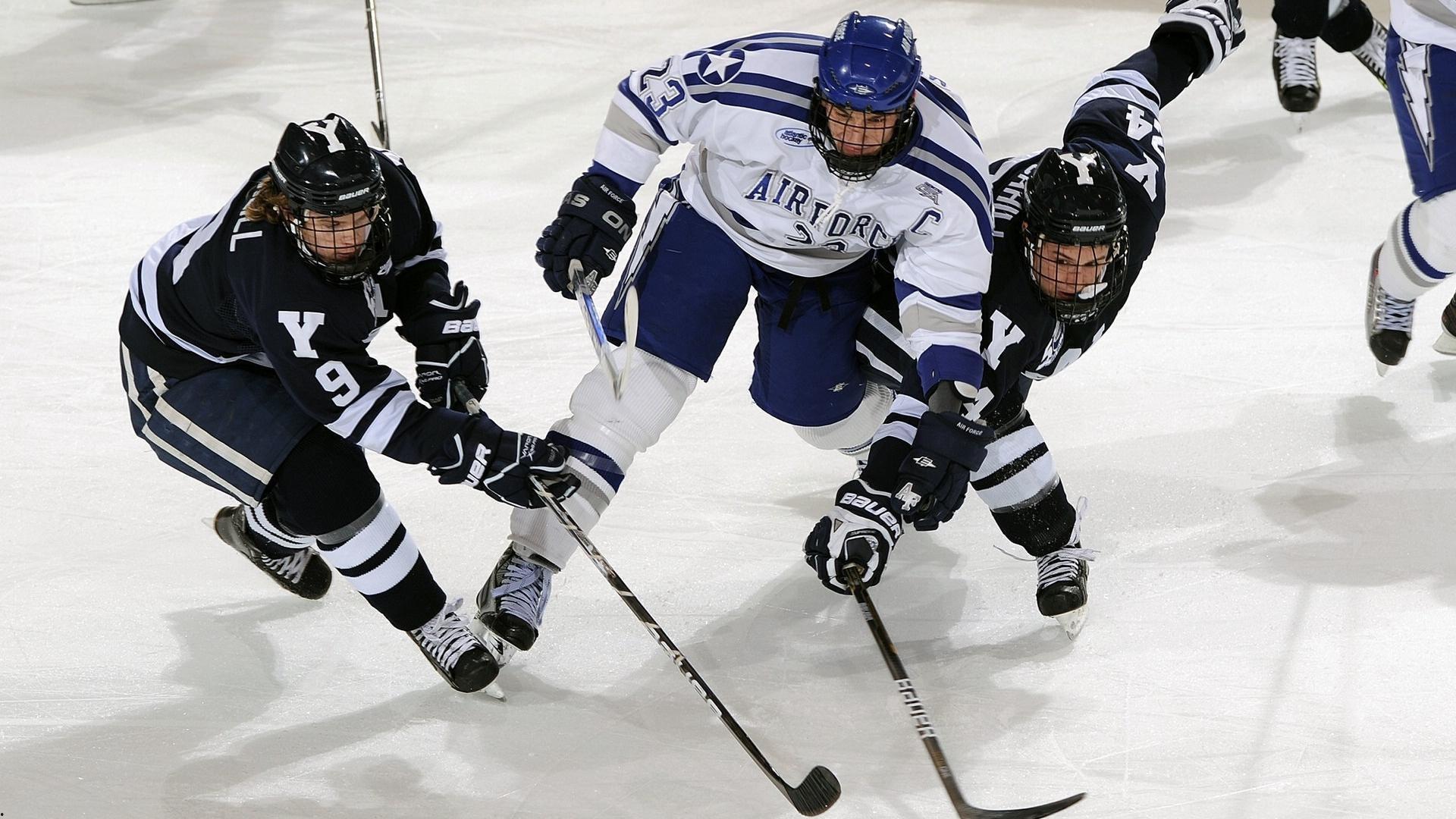 洛城双雄会前詹皇放豪言 背靠背恶斗雄鹿快艇直言渴望极致竞争